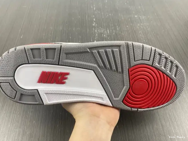 Kicked Out Shoe Store OG Jordan Fire Red Air 3 DN3707-160 0625